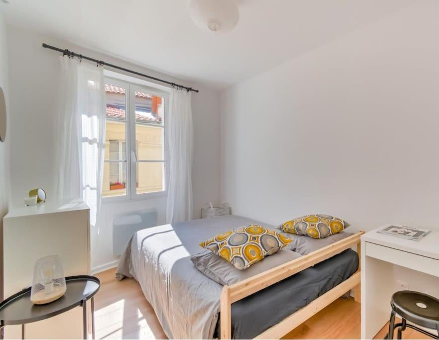 2 Bedroom Apartment In The Heart Of มาร์กเซย ภายนอก รูปภาพ